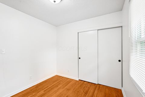 Tiny photo for 1316 Cedarview Drive W, Springfield, OH 45503 (MLS # 225039506)