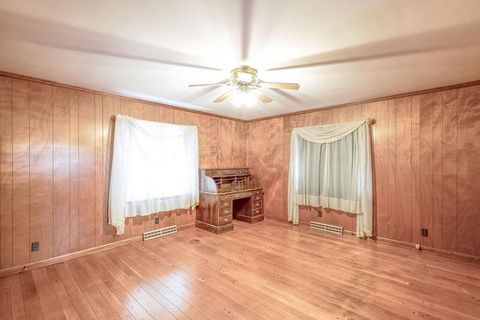Tiny photo for 802 Coshocton Avenue, Mount Vernon, OH 43050 (MLS # 225045219)