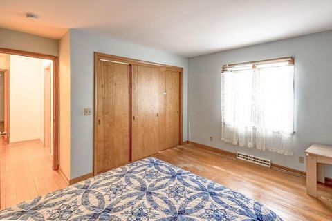 Tiny photo for 802 Coshocton Avenue, Mount Vernon, OH 43050 (MLS # 225045219)