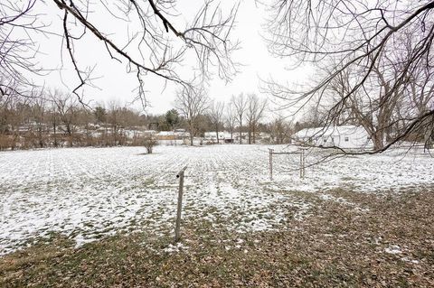 Tiny photo for 802 Coshocton Avenue, Mount Vernon, OH 43050 (MLS # 225045219)