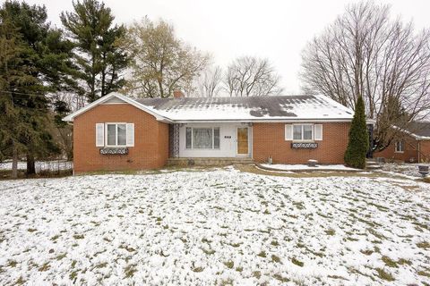 Tiny photo for 802 Coshocton Avenue, Mount Vernon, OH 43050 (MLS # 225045219)
