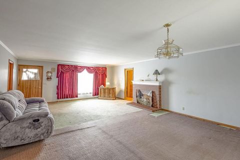 Tiny photo for 802 Coshocton Avenue, Mount Vernon, OH 43050 (MLS # 225045219)