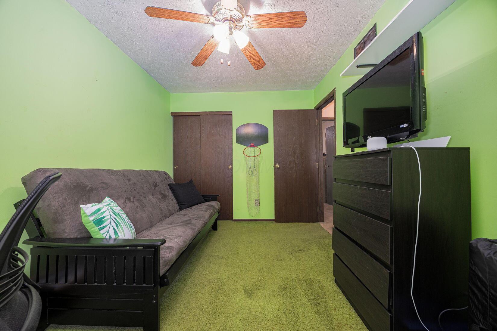 5965 Lucky Charm Drive, Galloway, Ohio image 25