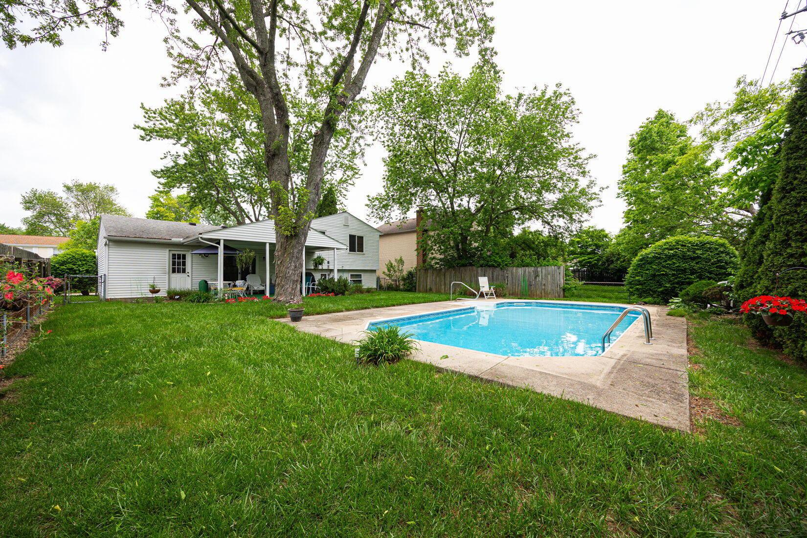 5965 Lucky Charm Drive, Galloway, Ohio image 32