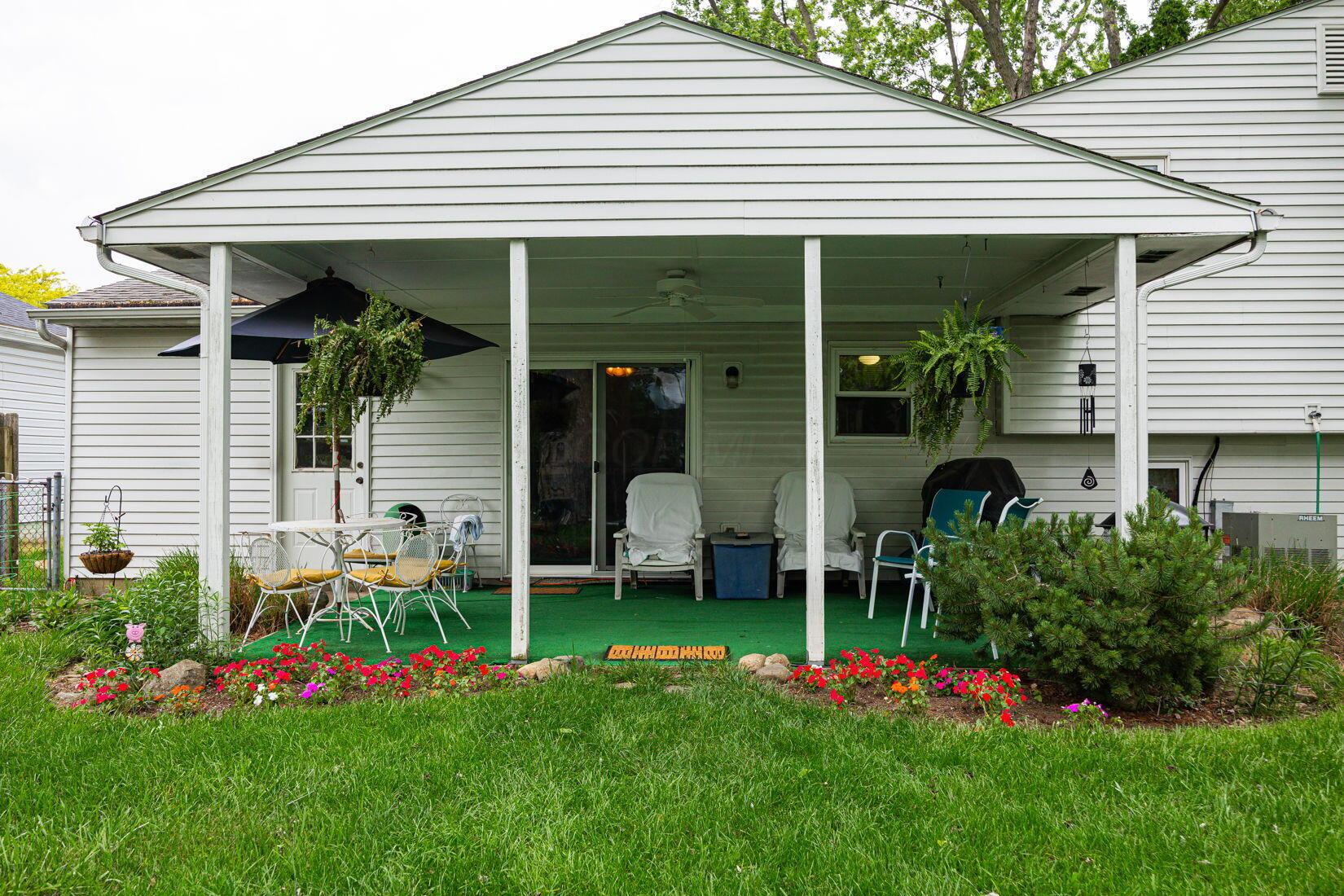 5965 Lucky Charm Drive, Galloway, Ohio image 34