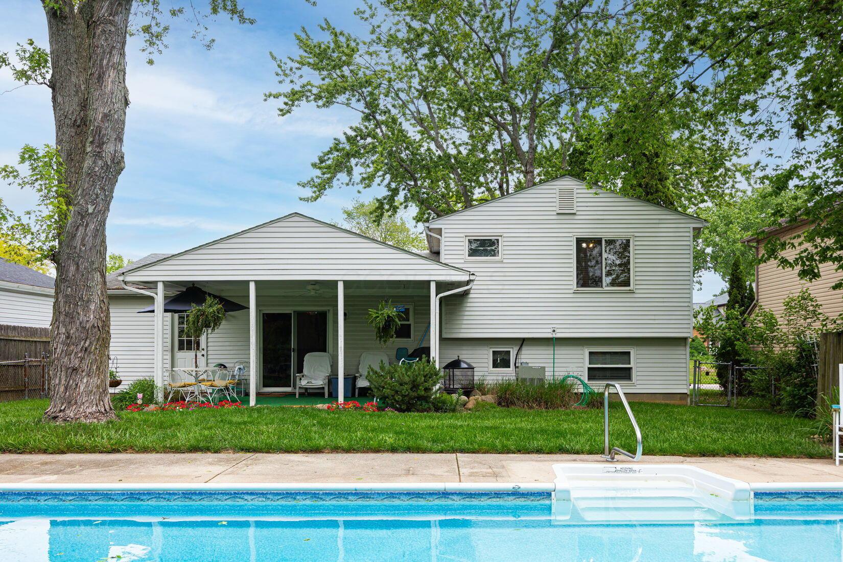 5965 Lucky Charm Drive, Galloway, Ohio image 3