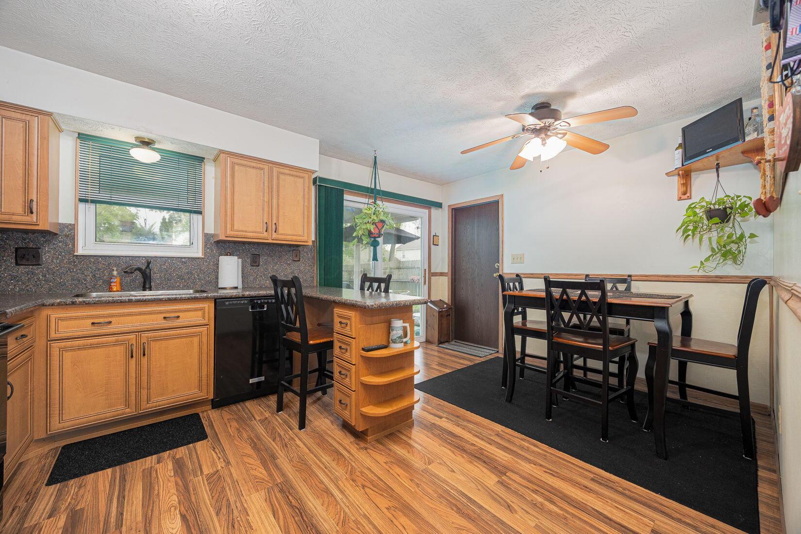 5965 Lucky Charm Drive, Galloway, Ohio image 9