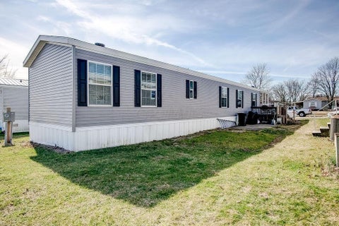 Photo of 76 Yardner Street 34 #34, Johnstown, OH 43031 (MLS # 226030780)