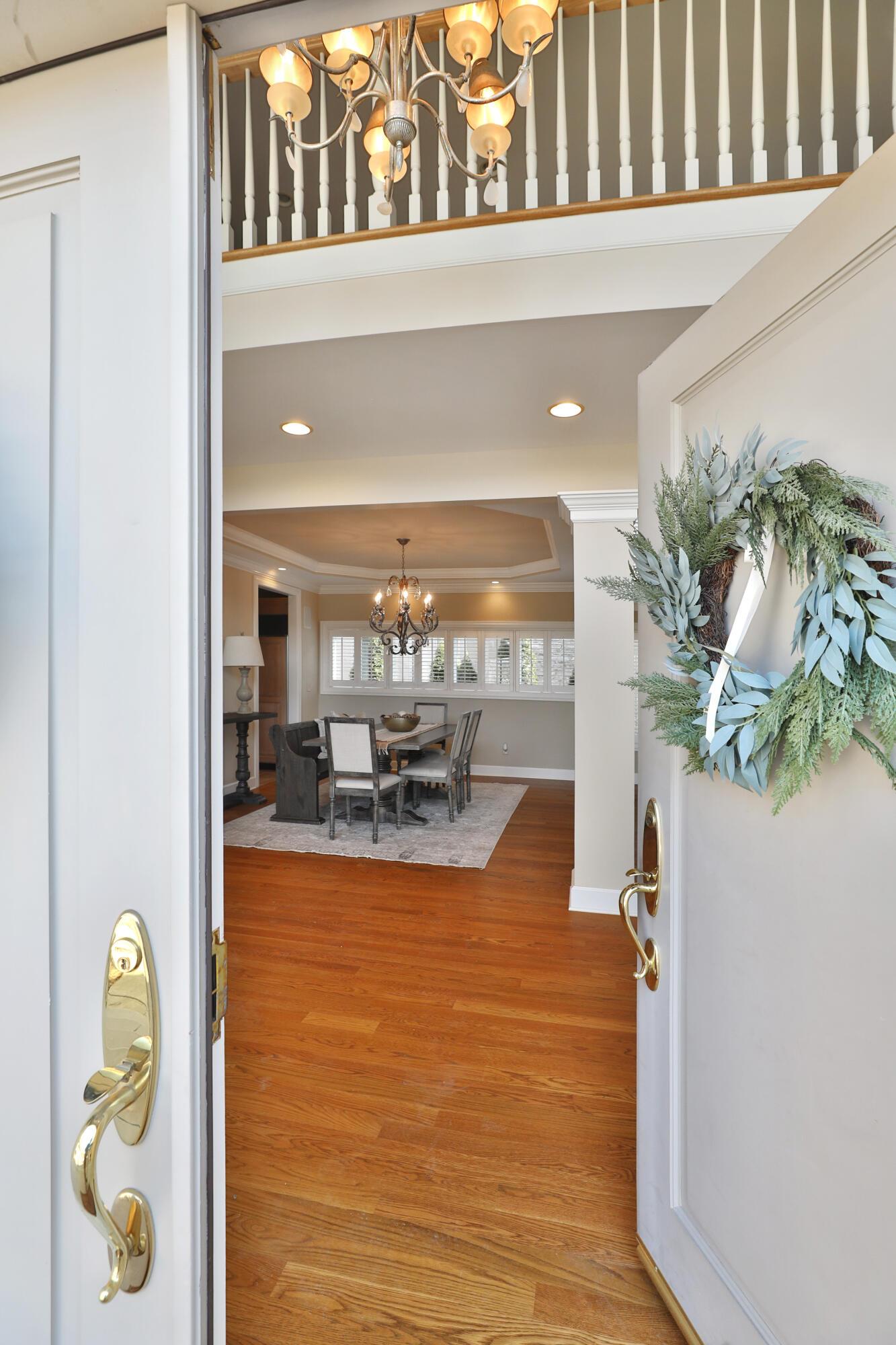 8536 Cartney Court, Dublin, Ohio image 7