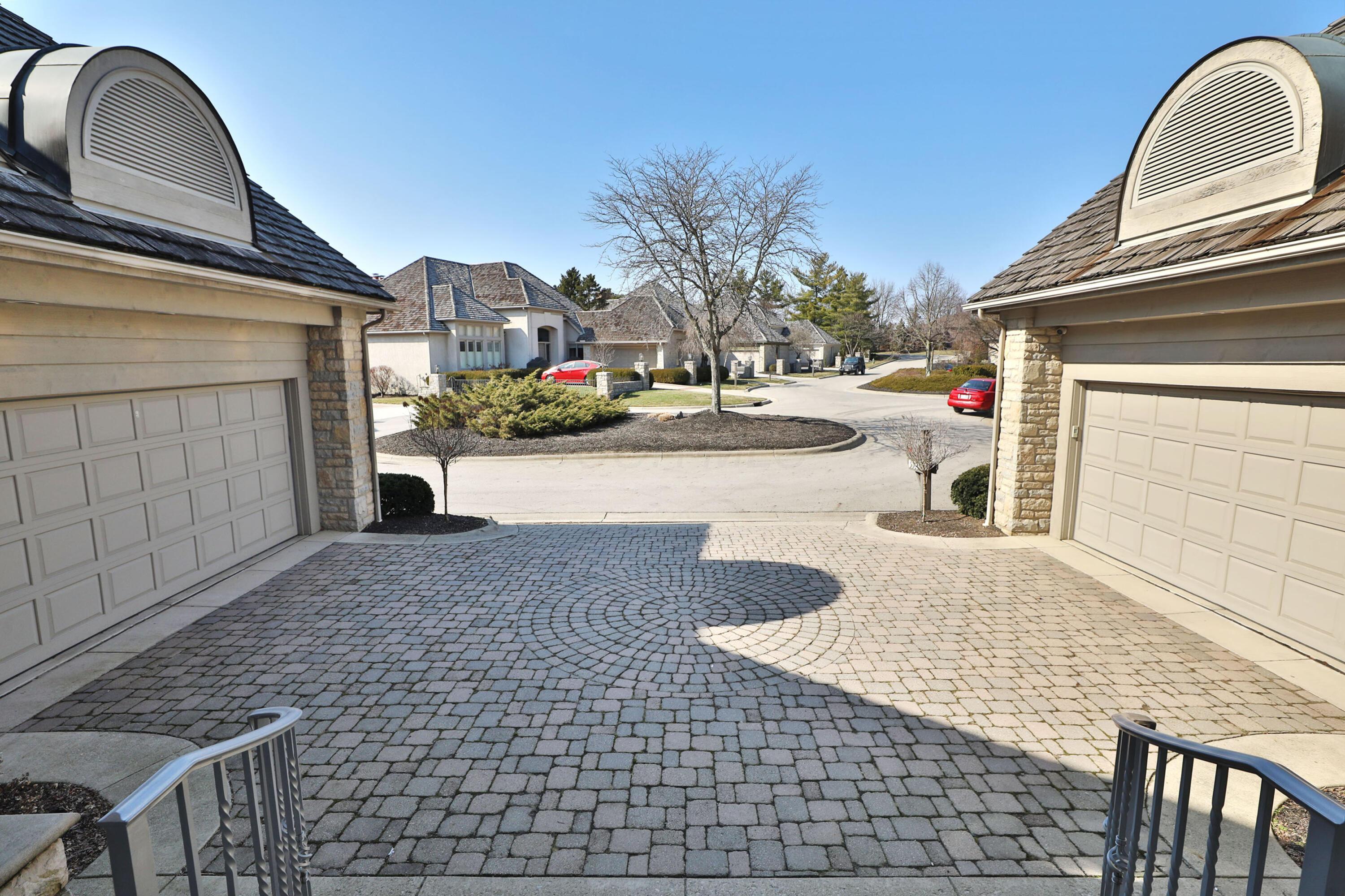 8536 Cartney Court, Dublin, Ohio image 5