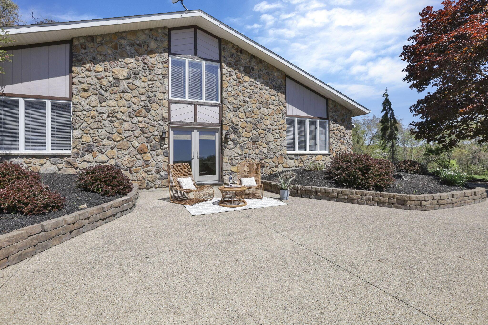 17924 Bear Road, Nashport, Ohio image 3