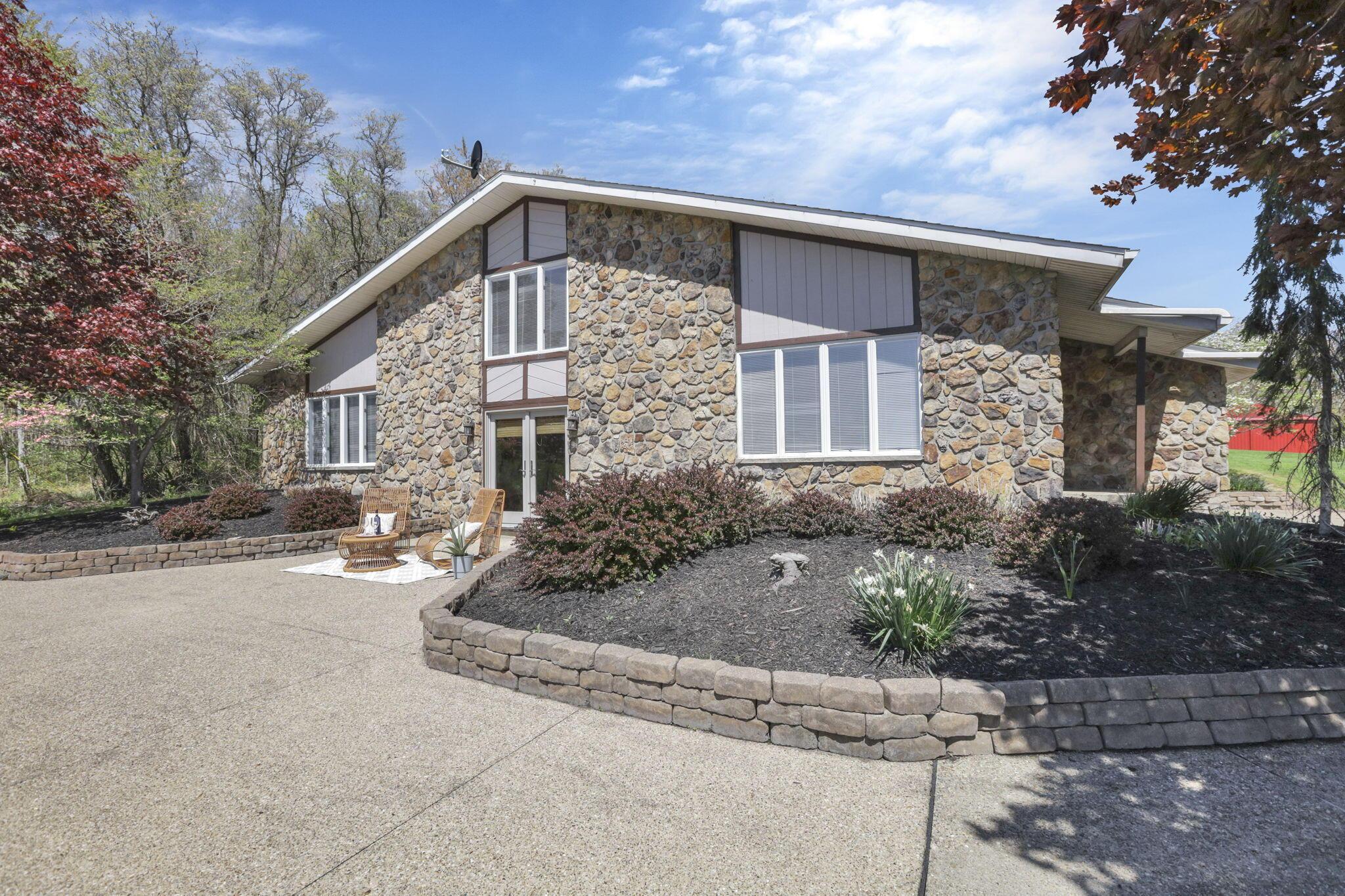 17924 Bear Road, Nashport, Ohio image 4