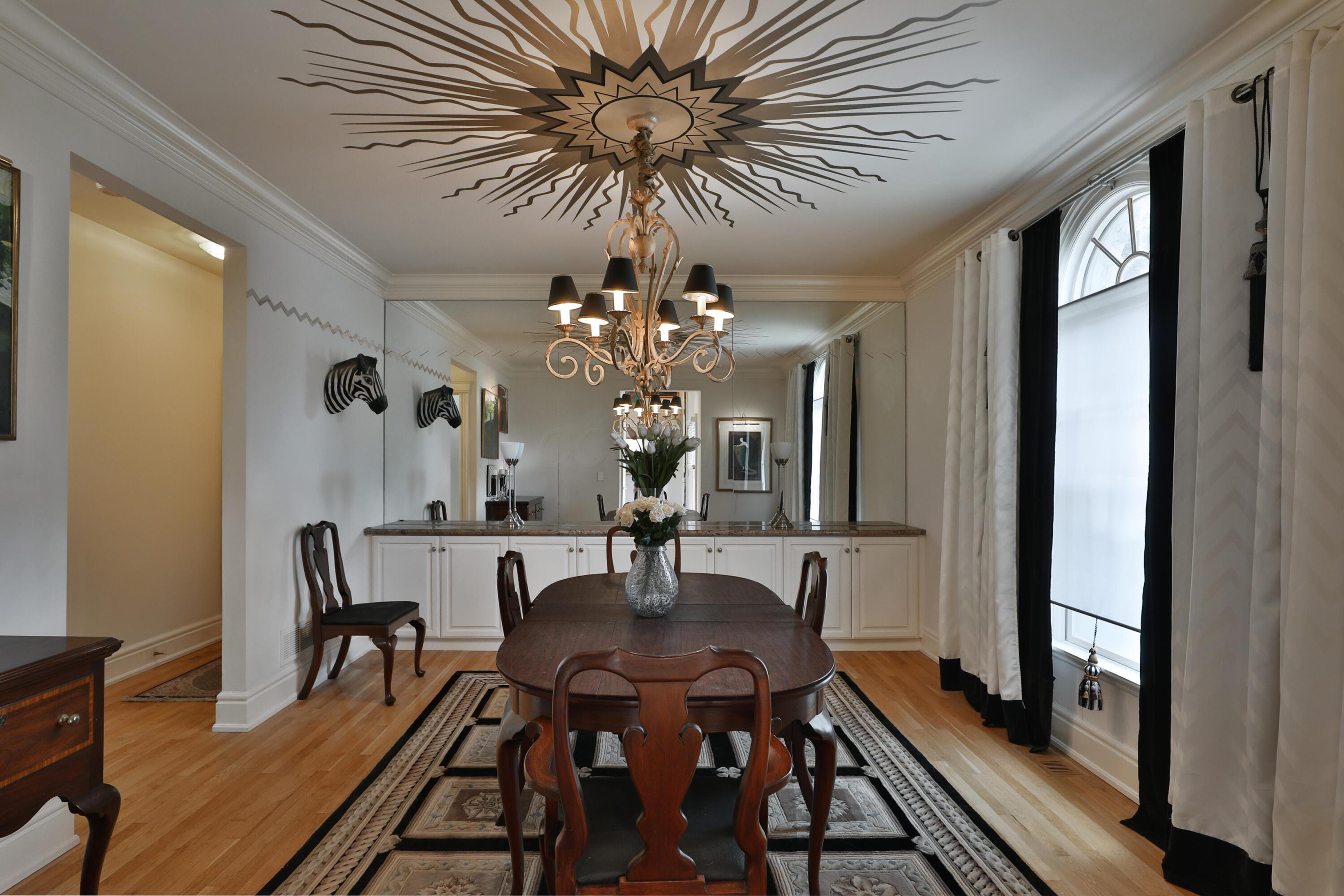Columbus, Ohio, 43202, United States, 3 Bedrooms Bedrooms, ,4 BathroomsBathrooms,Residential,Active,2041814