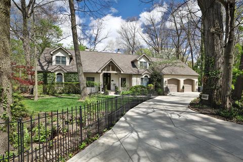 Photo of 455 Walhalla Road, Columbus, OH 43202 (MLS # 226013161)