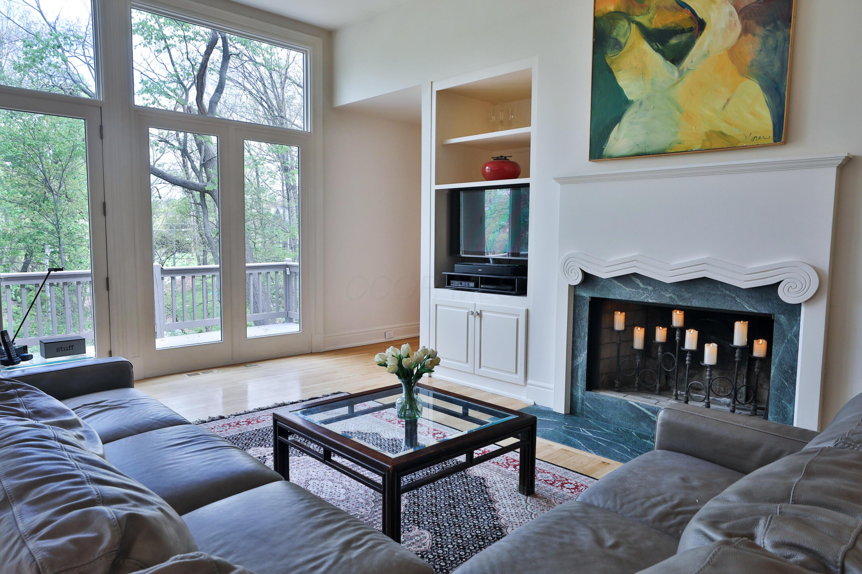 Columbus, Ohio, 43202, United States, 3 Bedrooms Bedrooms, ,4 BathroomsBathrooms,Residential,Active,2041814
