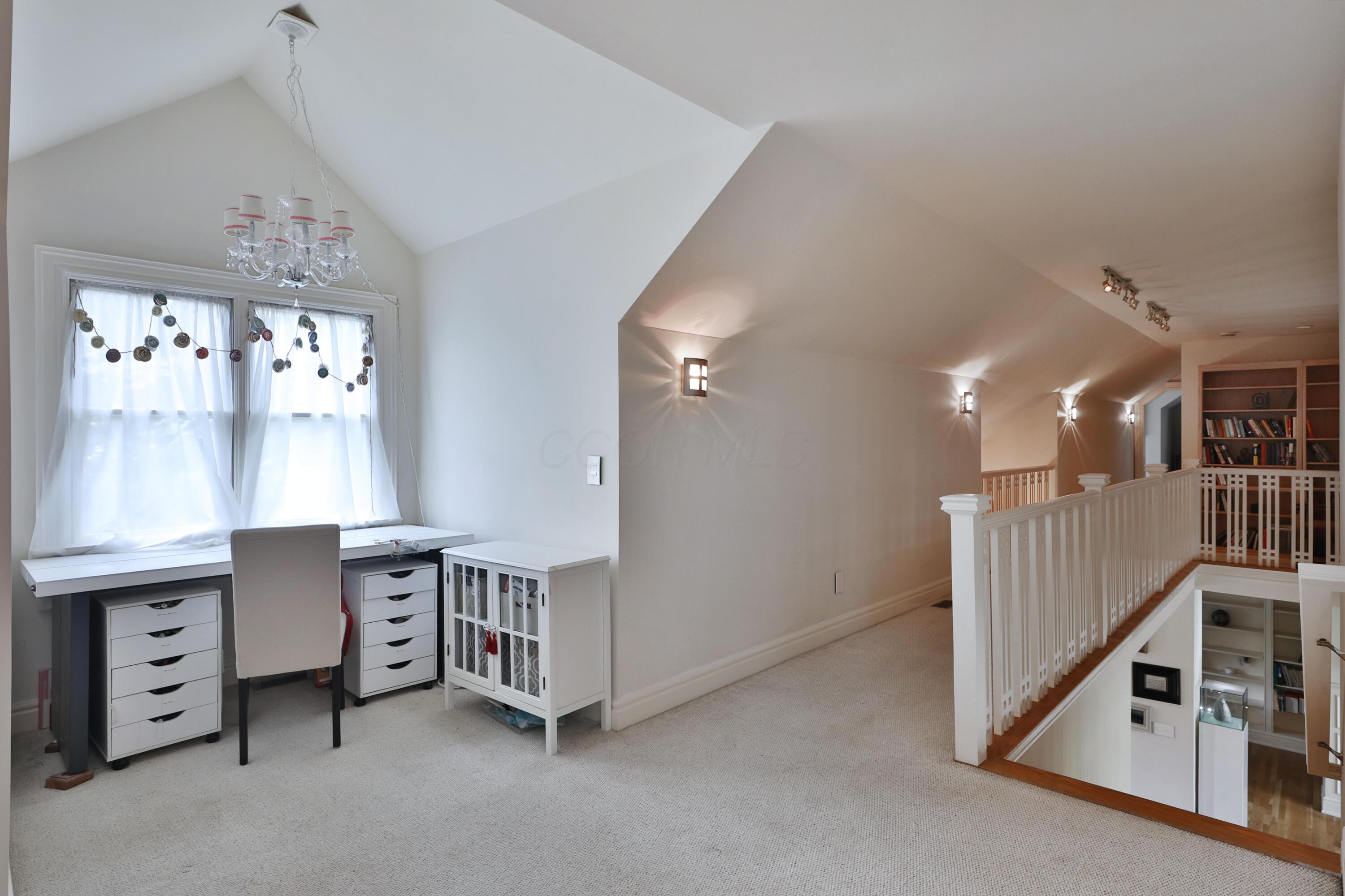 Columbus, Ohio, 43202, United States, 3 Bedrooms Bedrooms, ,4 BathroomsBathrooms,Residential,Active,2041814