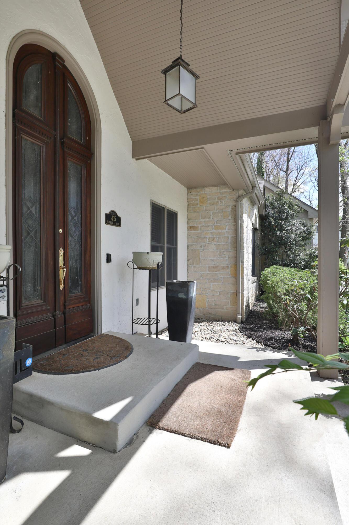 Columbus, Ohio, 43202, United States, 3 Bedrooms Bedrooms, ,4 BathroomsBathrooms,Residential,Active,2041814