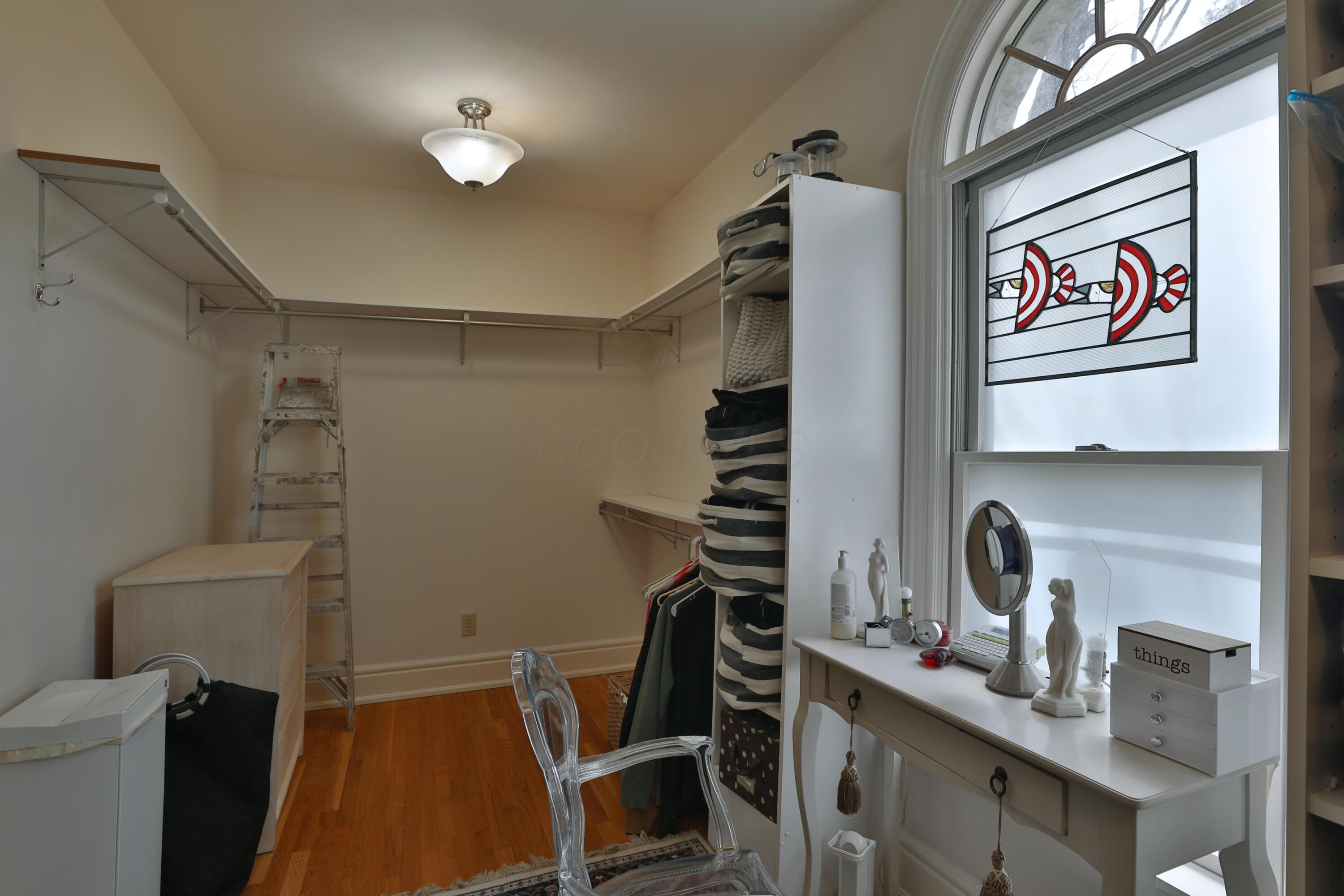 Columbus, Ohio, 43202, United States, 3 Bedrooms Bedrooms, ,4 BathroomsBathrooms,Residential,Active,2041814