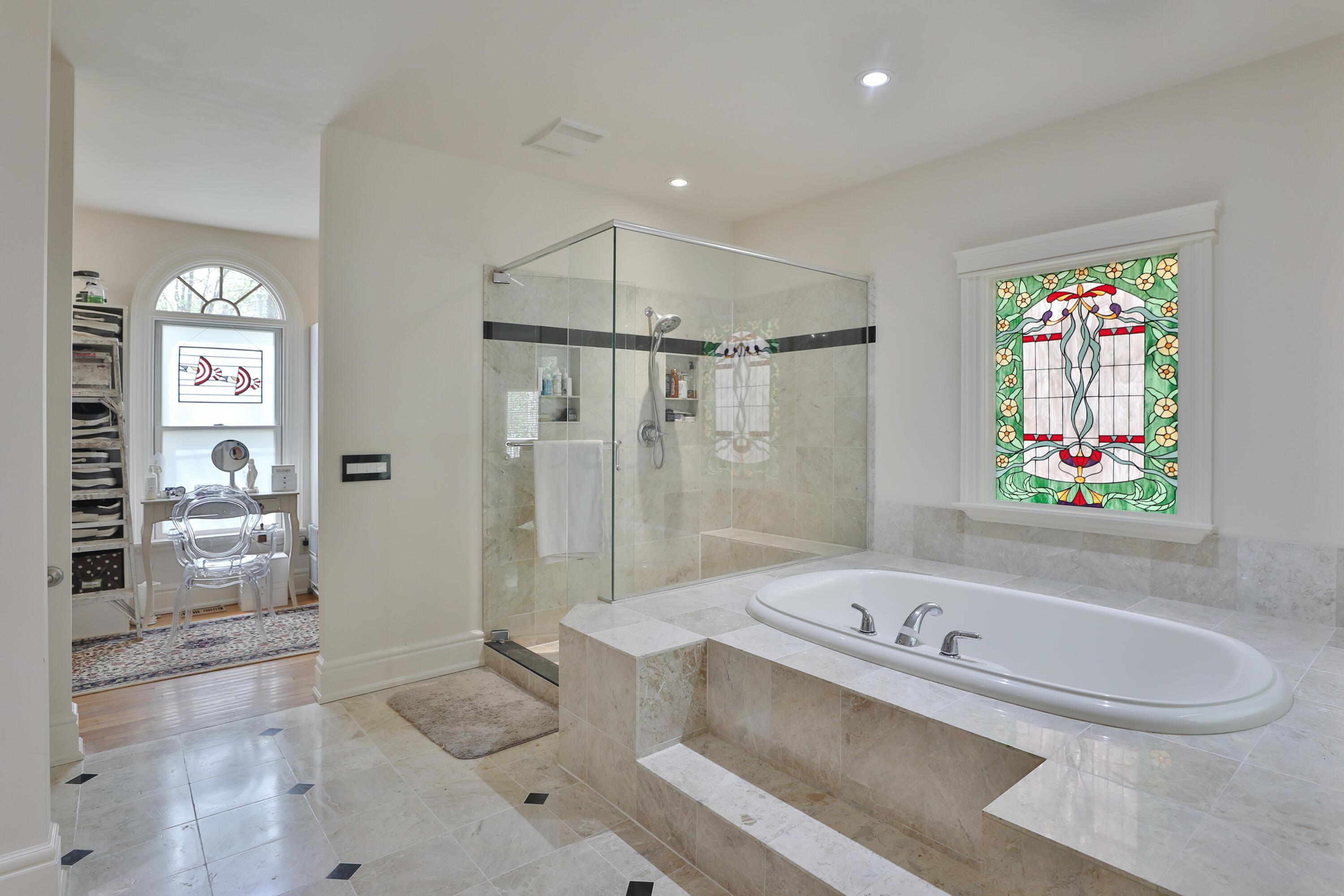 Columbus, Ohio, 43202, United States, 3 Bedrooms Bedrooms, ,4 BathroomsBathrooms,Residential,Active,2041814