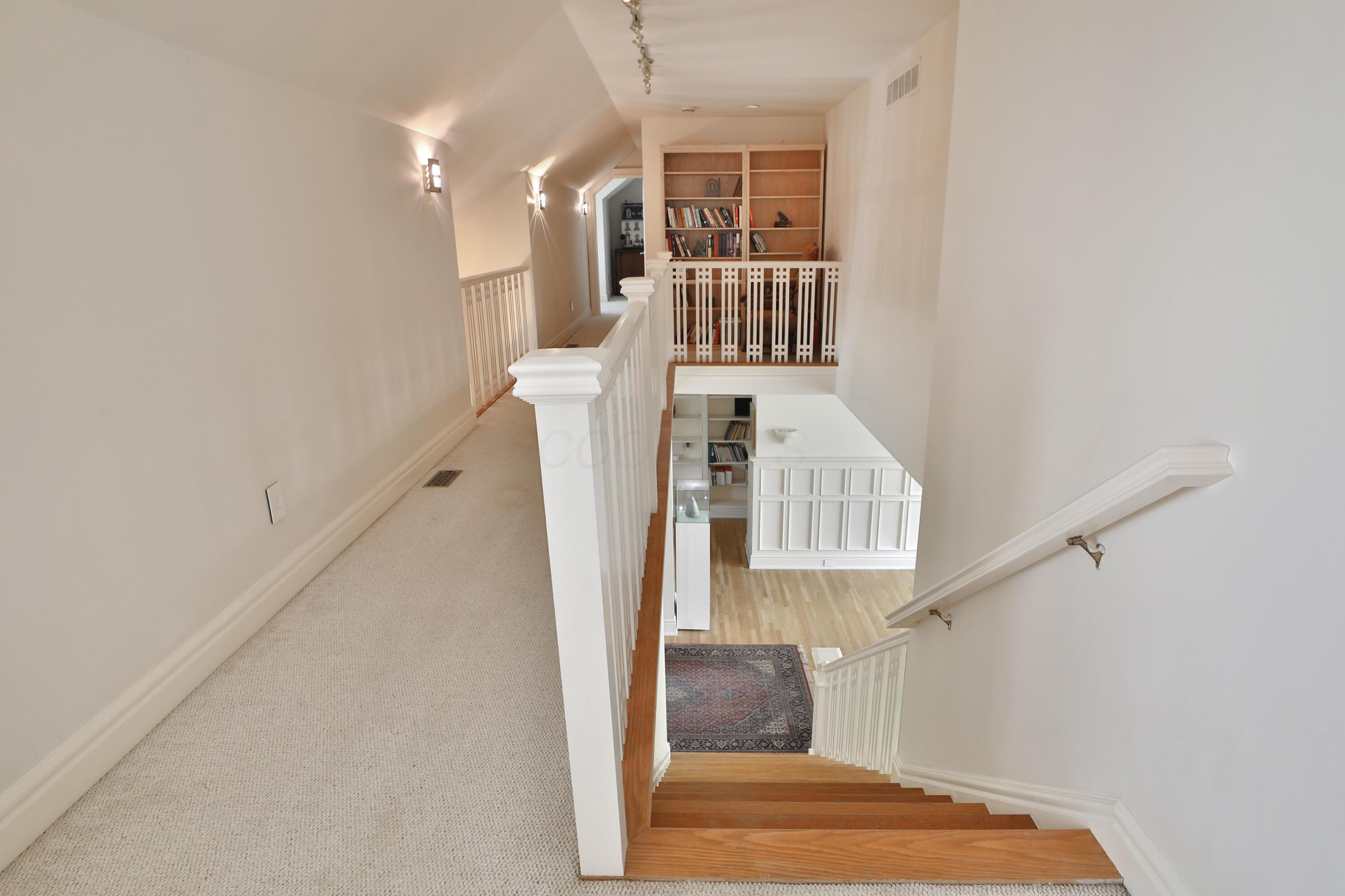 Columbus, Ohio, 43202, United States, 3 Bedrooms Bedrooms, ,4 BathroomsBathrooms,Residential,Active,2041814