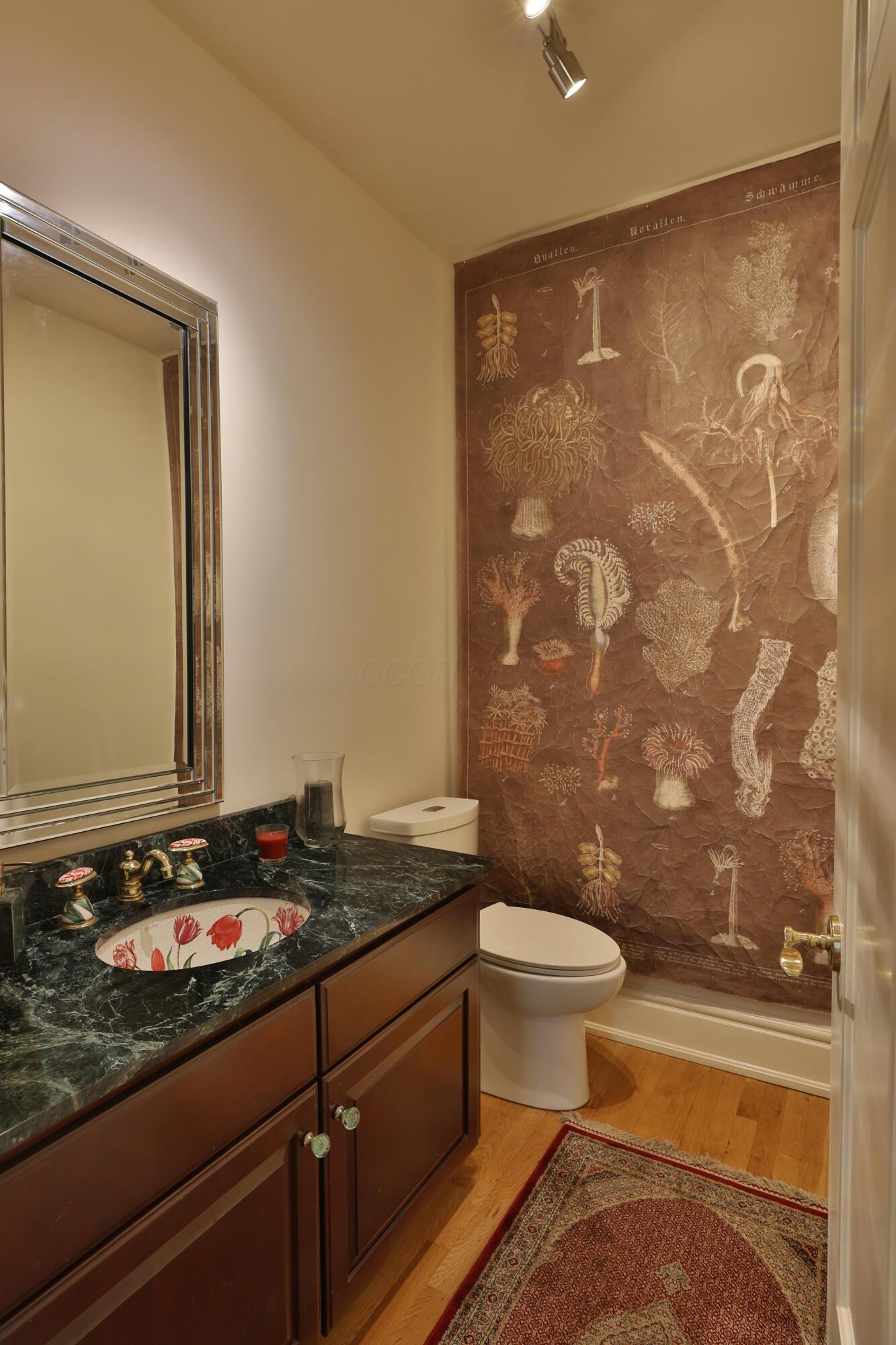 Columbus, Ohio, 43202, United States, 3 Bedrooms Bedrooms, ,4 BathroomsBathrooms,Residential,Active,2041814