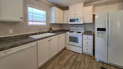 Tiny photo for 2445 Columbus-Lancaster Road NW #205, Lancaster, OH 43130 (MLS # 226033875)