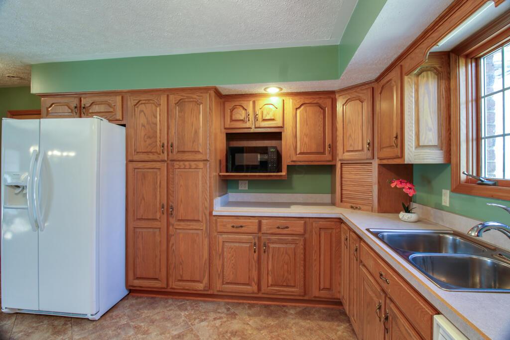 225 Buckeye Road, Galion, Ohio image 11