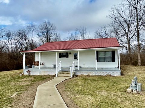 Photo of 4415 State Route 41 NW, Washington Court House, OH 43160 (MLS # 226004750)