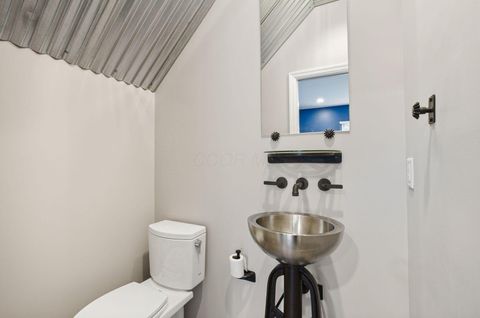 Tiny photo for 268 S Cassady Avenue, Columbus, OH 43209 (MLS # 225037022)