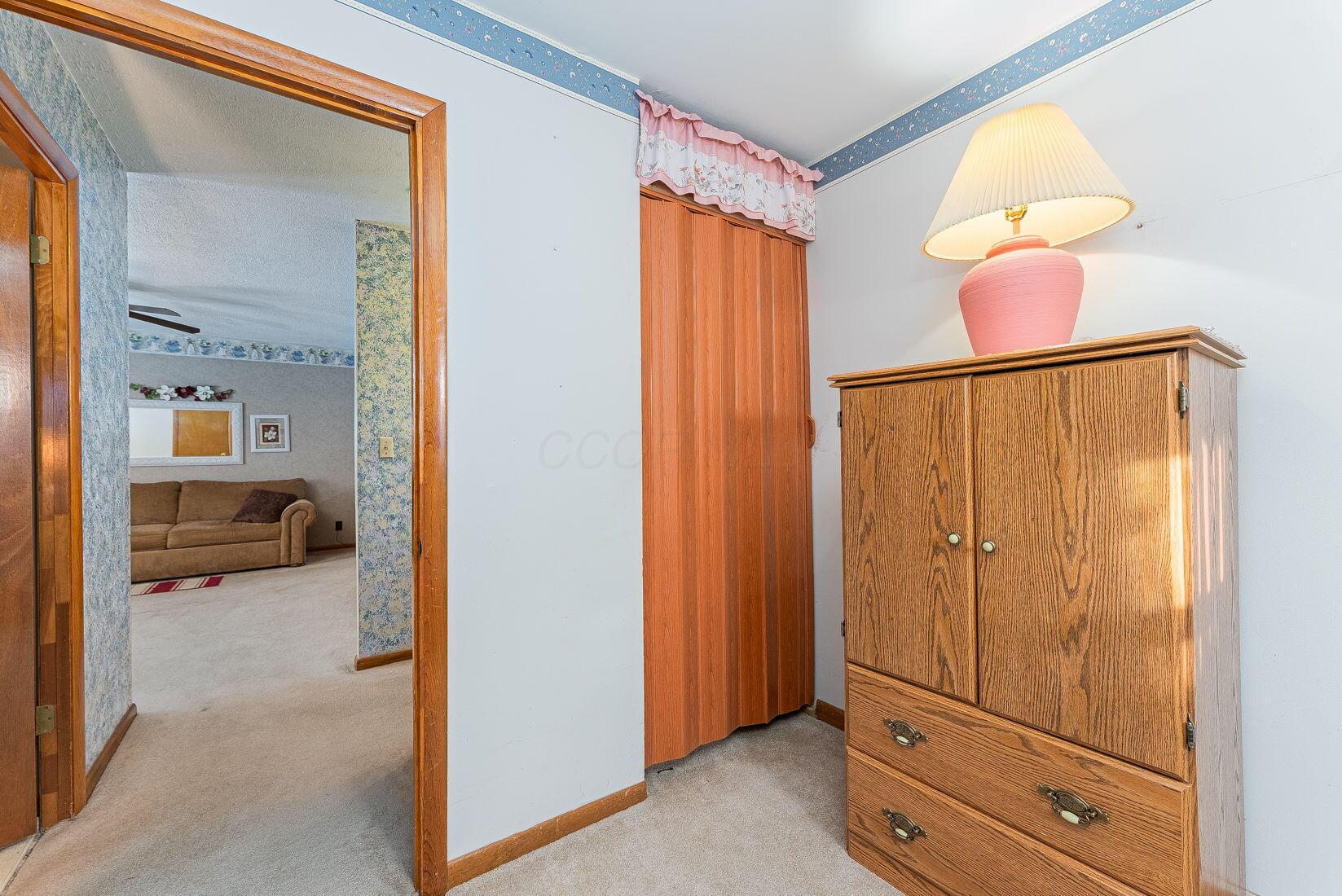 4726 Henley Avenue, Columbus, Ohio image 21