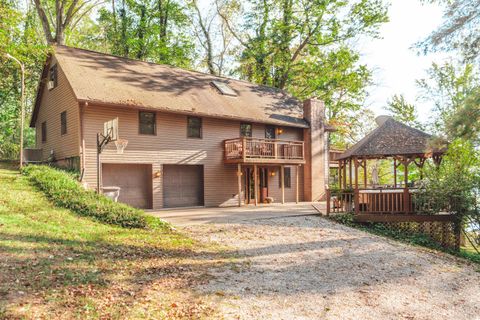 Photo of 30483 Lake Logan Road, Logan, OH 43138 (MLS # 225040640)