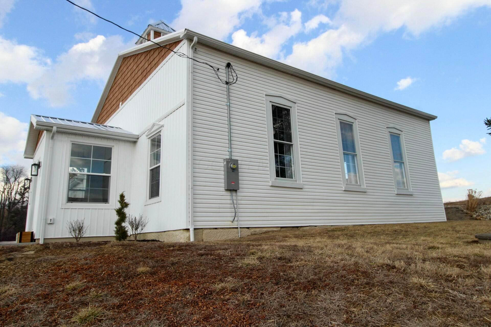 2552 Clearcreek Road, Lancaster, Ohio image 34