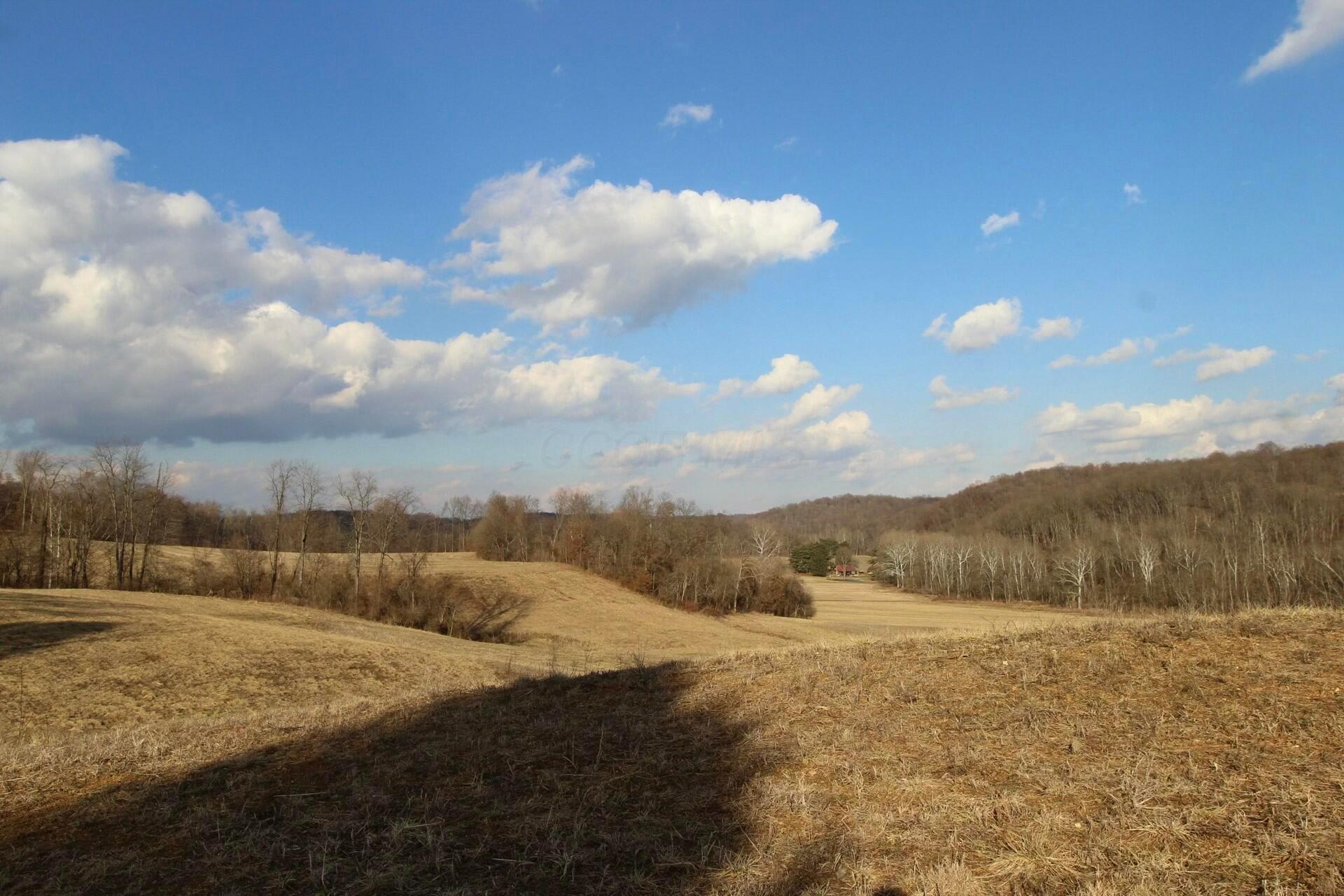 2552 Clearcreek Road, Lancaster, Ohio image 41