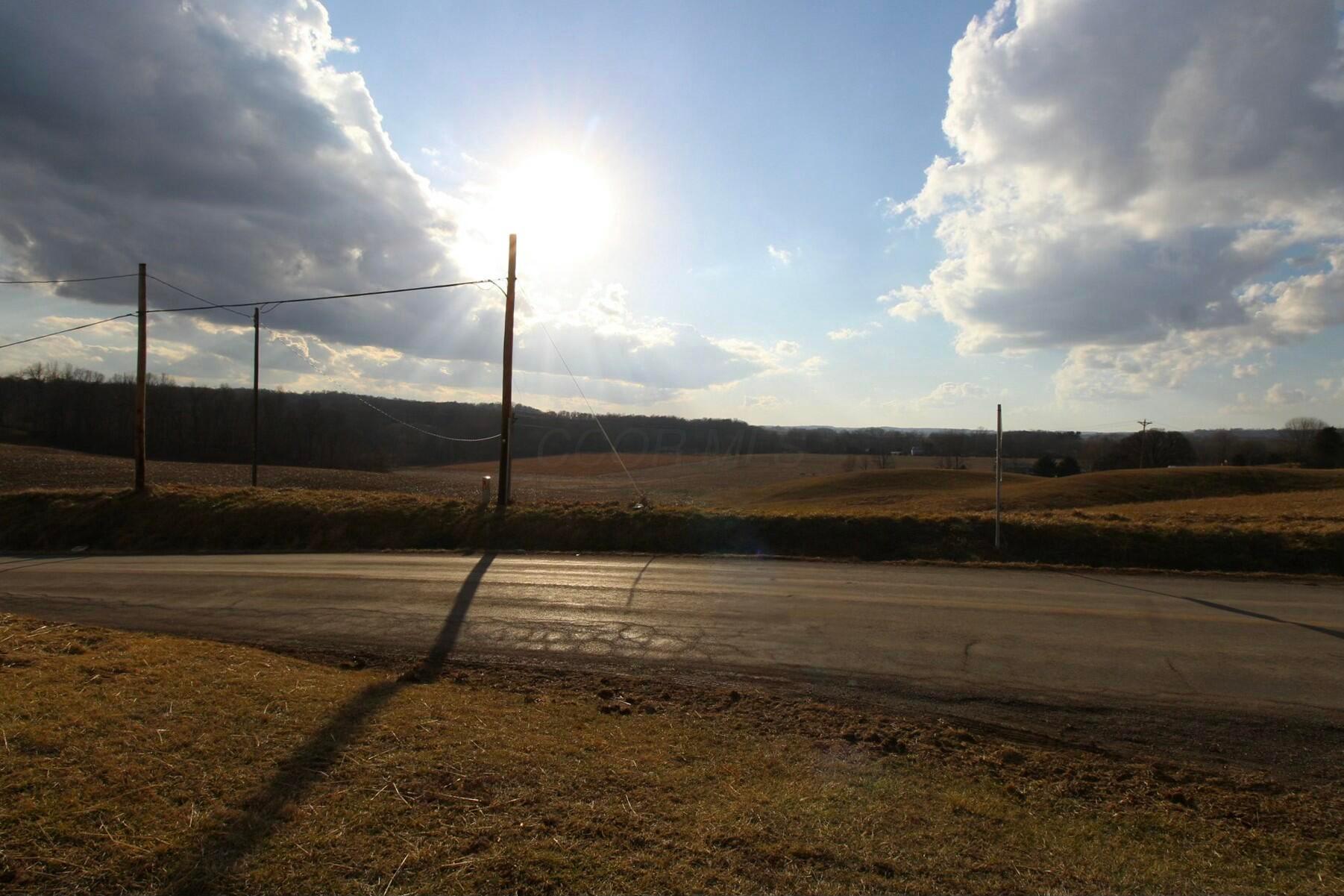 2552 Clearcreek Road, Lancaster, Ohio image 47