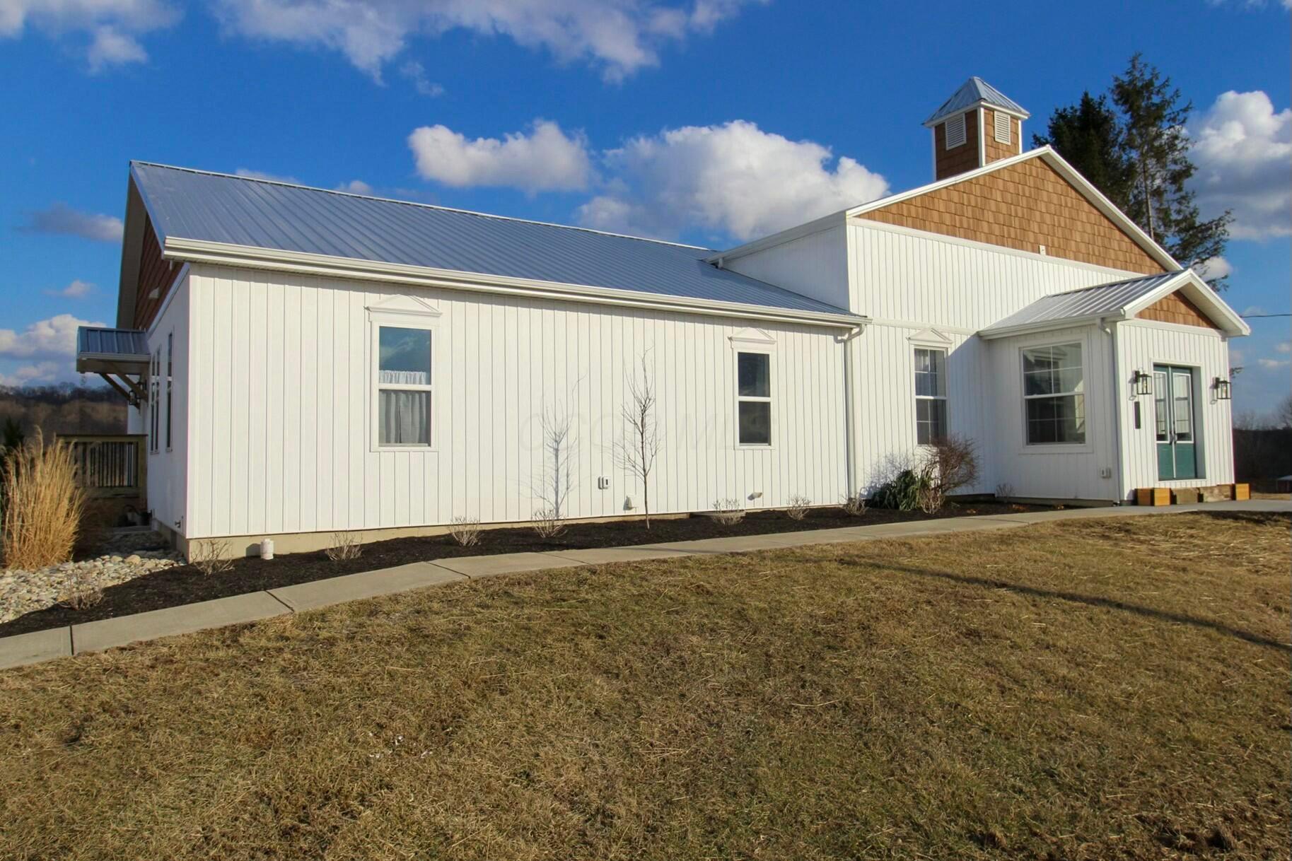 2552 Clearcreek Road, Lancaster, Ohio image 32
