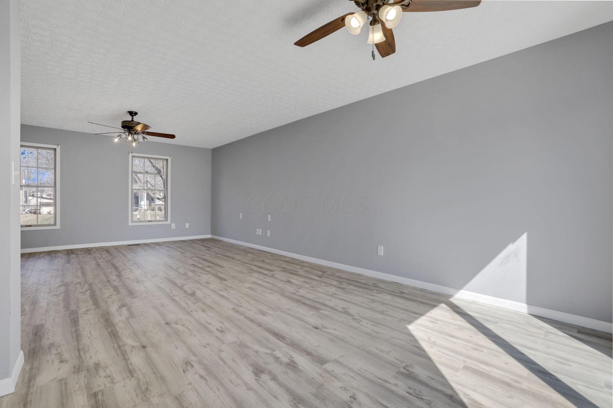 8680 Olenbrook Drive, Lewis Center, Ohio image 14
