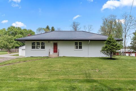 Photo of 14 E North Street, Marengo, OH 43334 (MLS # 226013865)