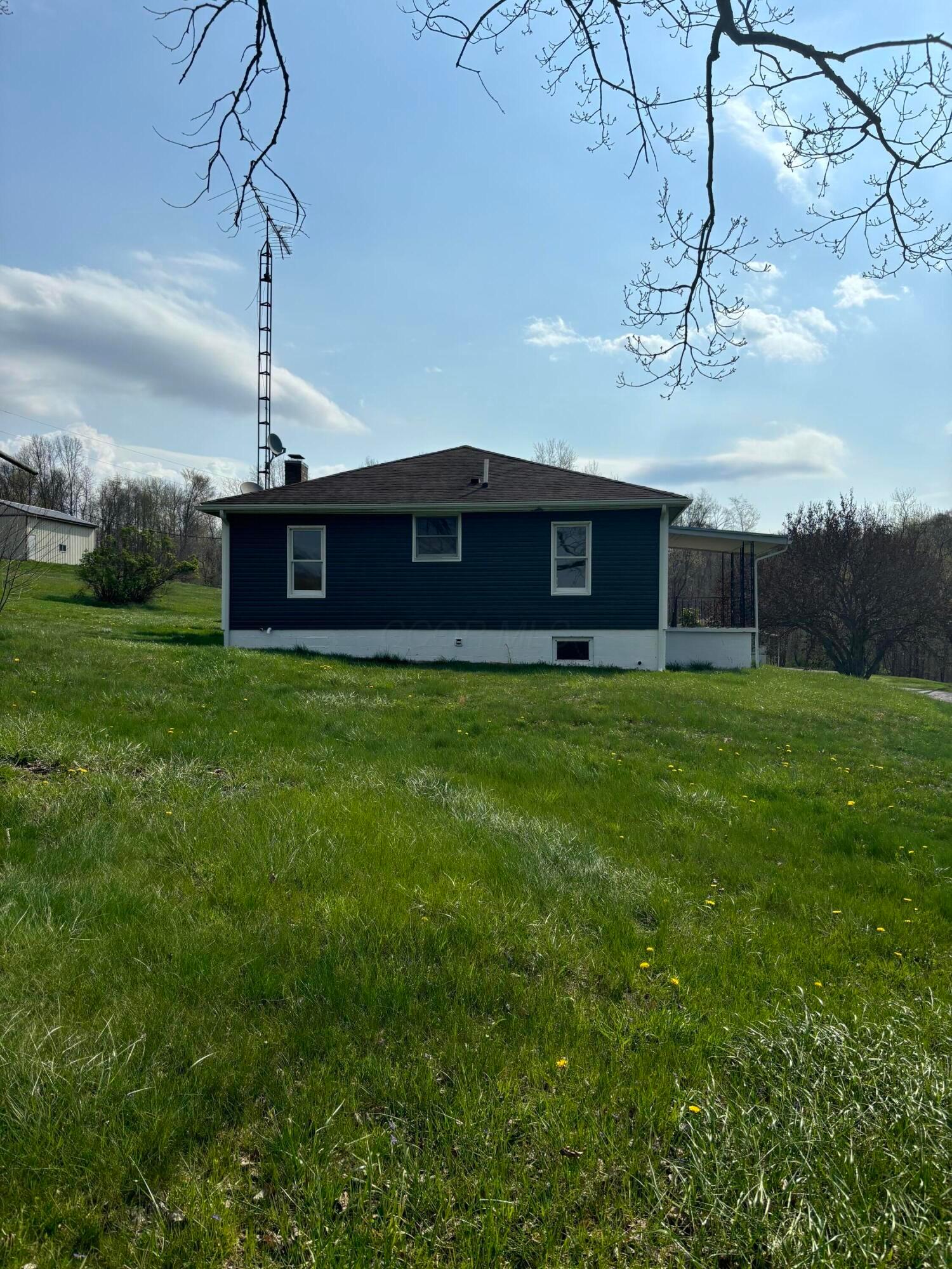 4174 Mainesville Rd Road, Junction City, Ohio image 4