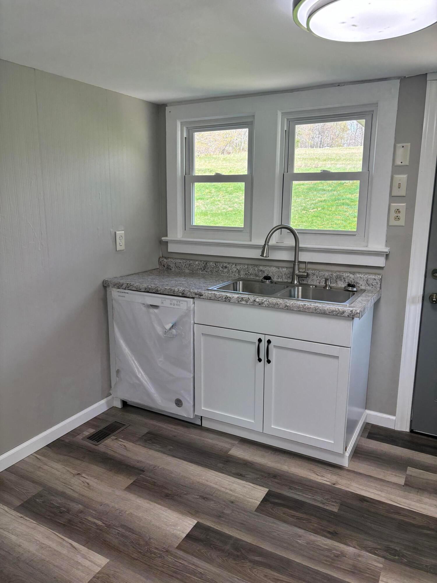 4174 Mainesville Rd Road, Junction City, Ohio image 11
