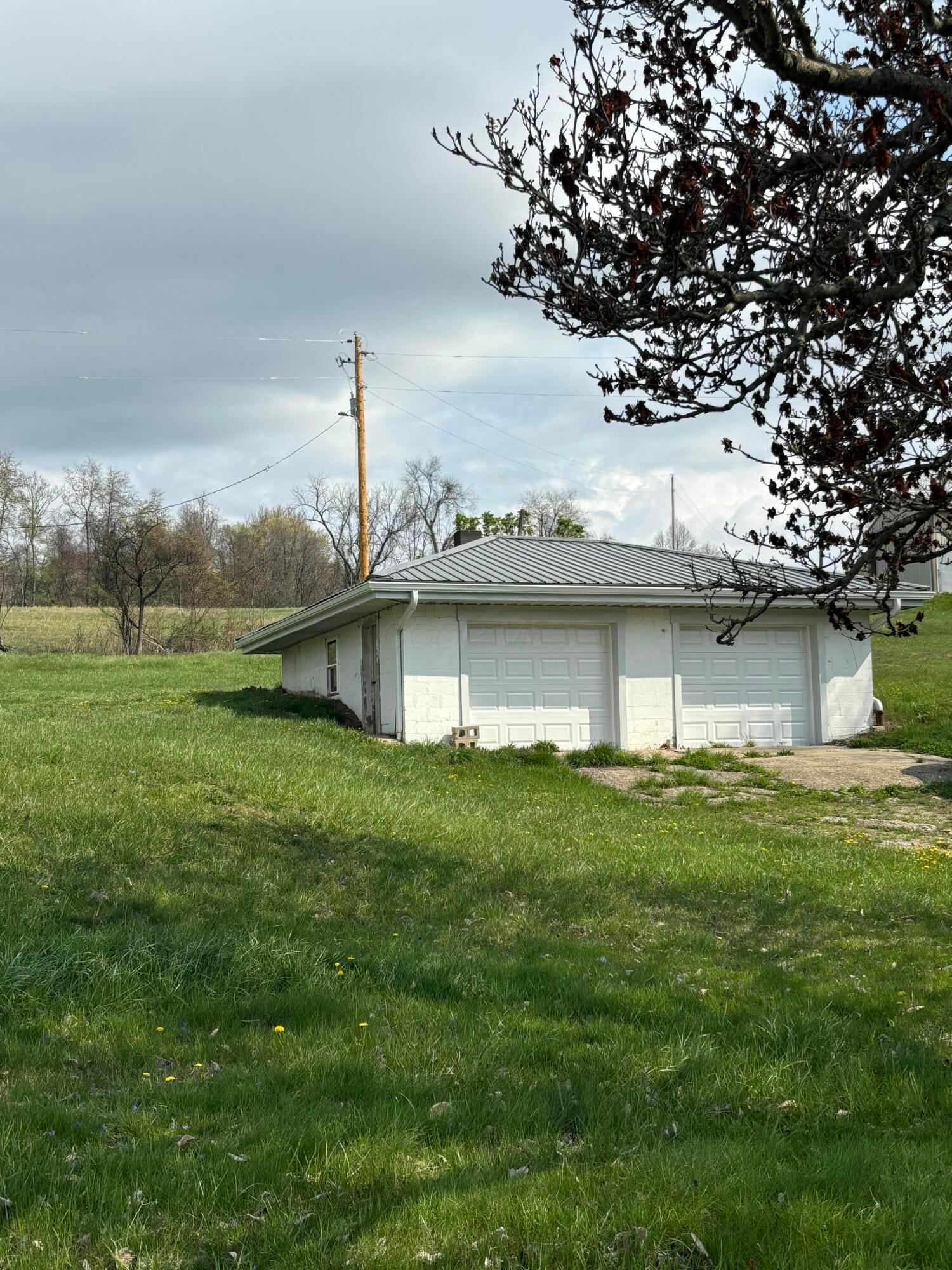 4174 Mainesville Rd Road, Junction City, Ohio image 6