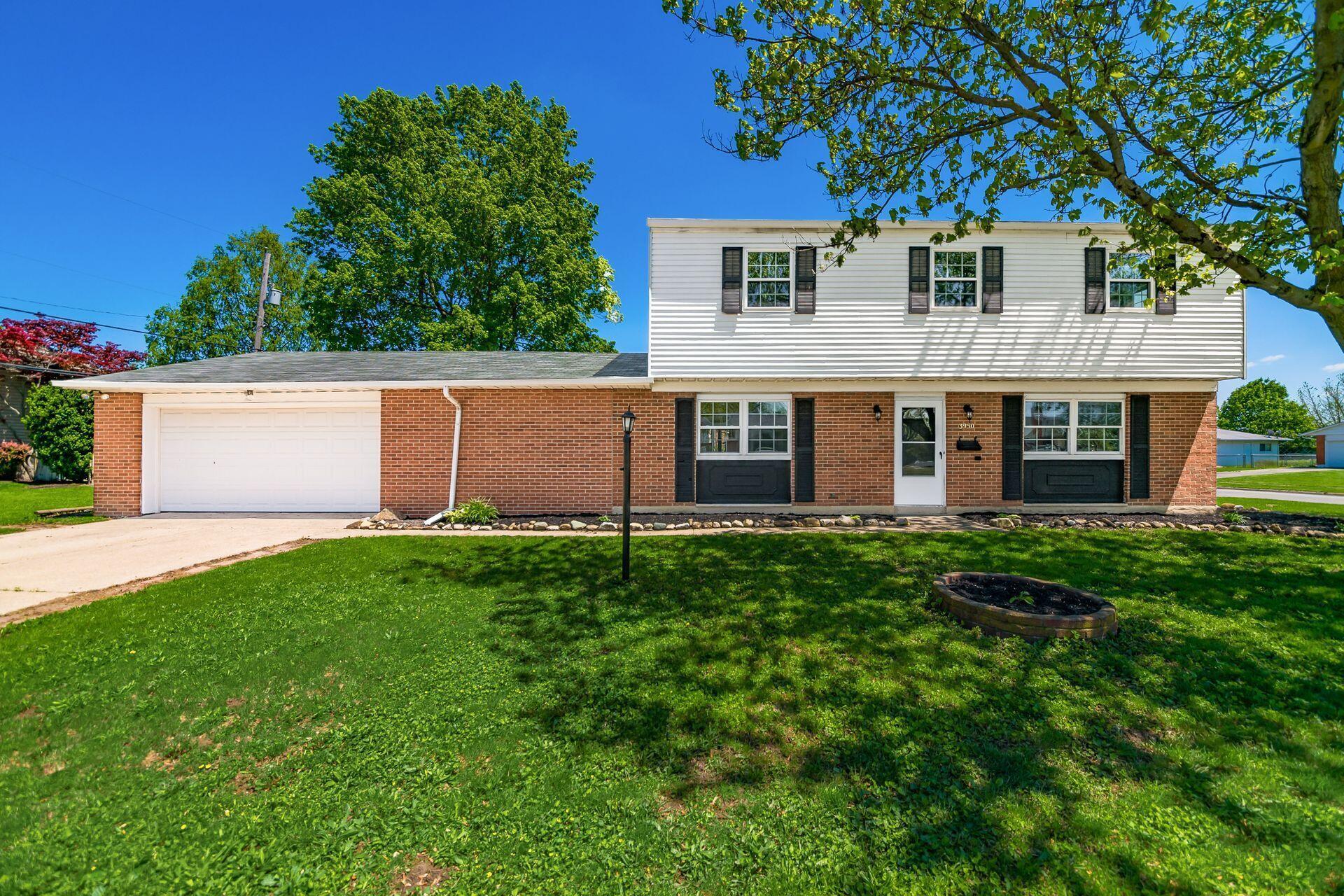 3950 Monterey Drive, Grove City, Ohio image 1