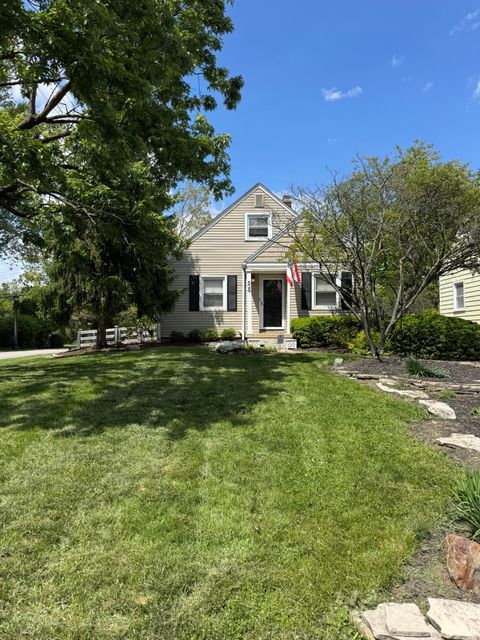 Photo of 508 Chatham Road, Columbus, OH 43214 (MLS # 226015240)