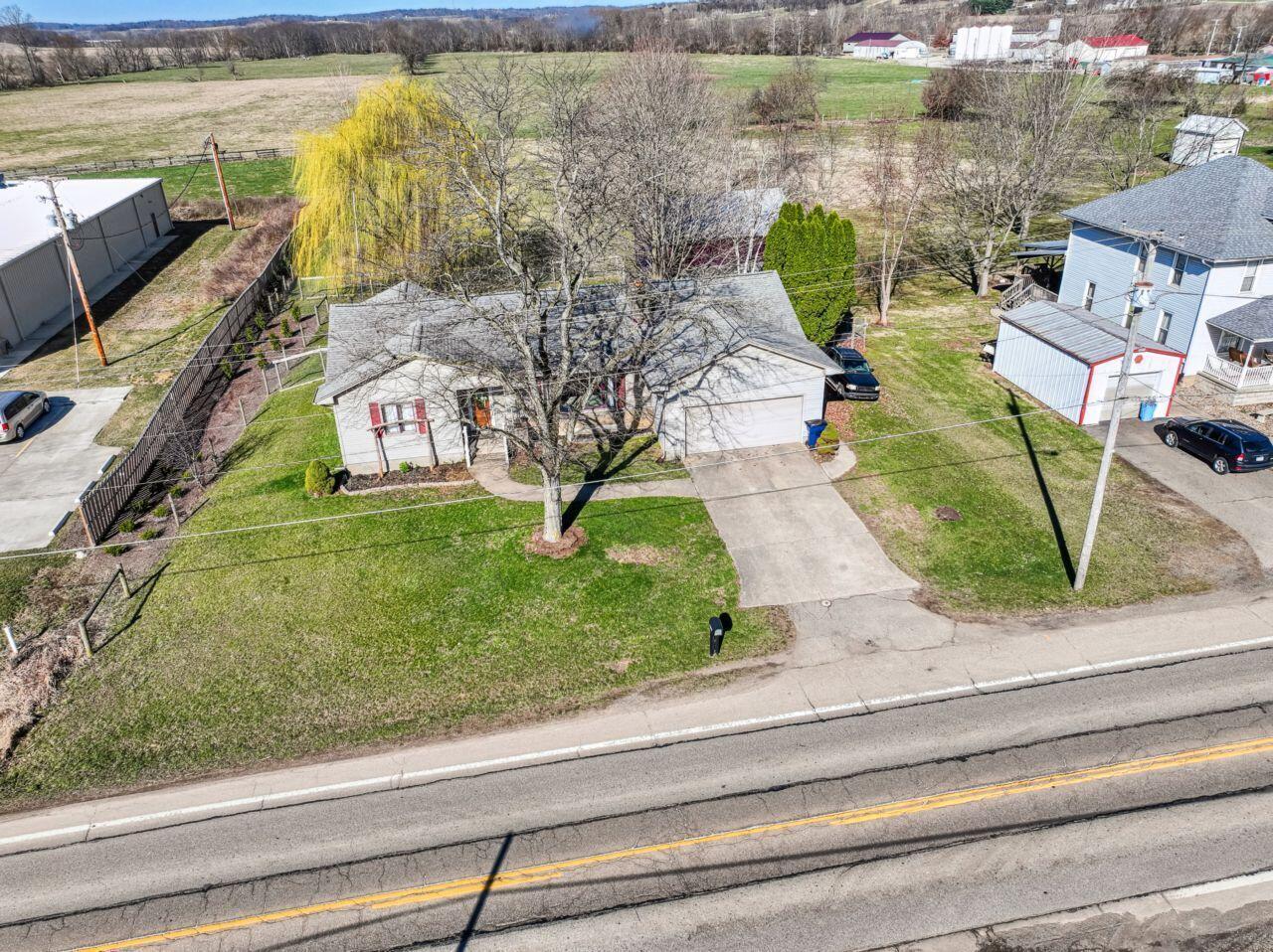 14799 Millersburg Road, Danville, Ohio image 8
