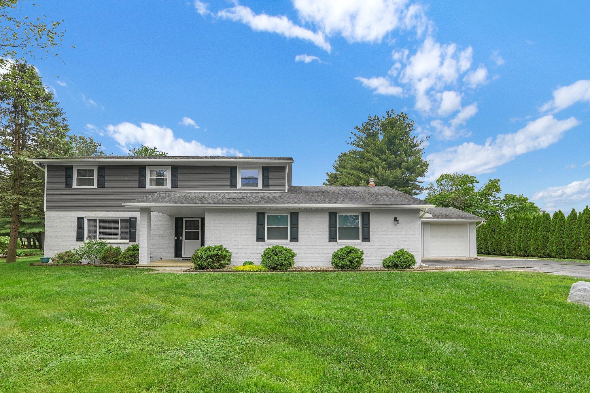 11831 Woodbridge Lane, Baltimore, Ohio image 1