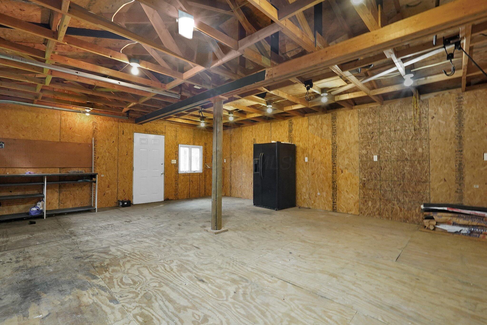 11831 Woodbridge Lane, Baltimore, Ohio image 43