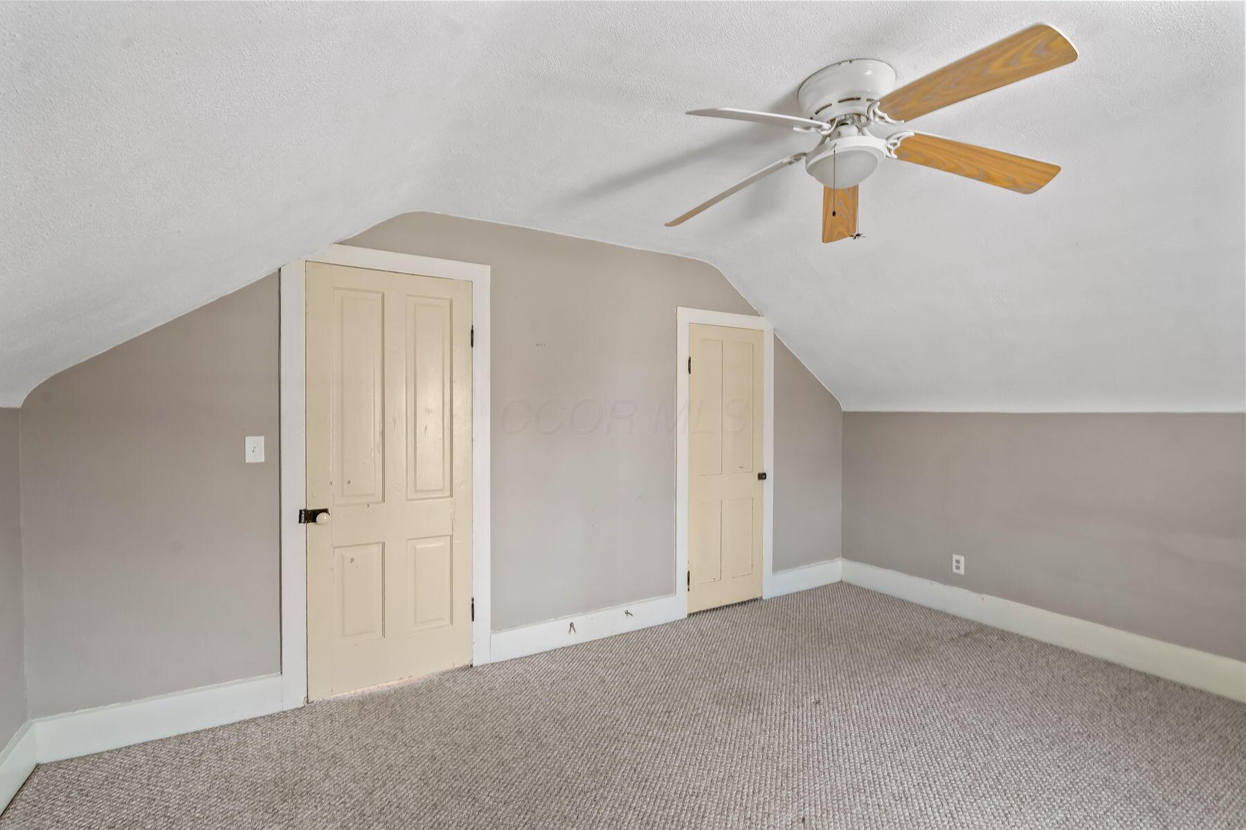 215 E Charles Street, Bucyrus, Ohio image 23