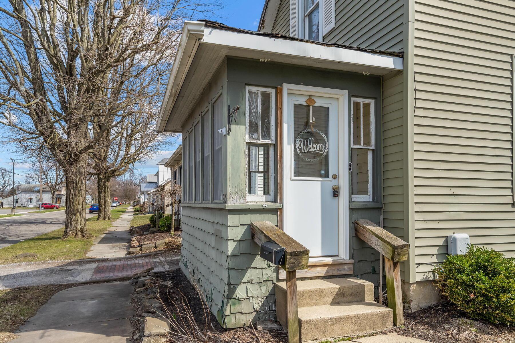 215 E Charles Street, Bucyrus, Ohio image 4