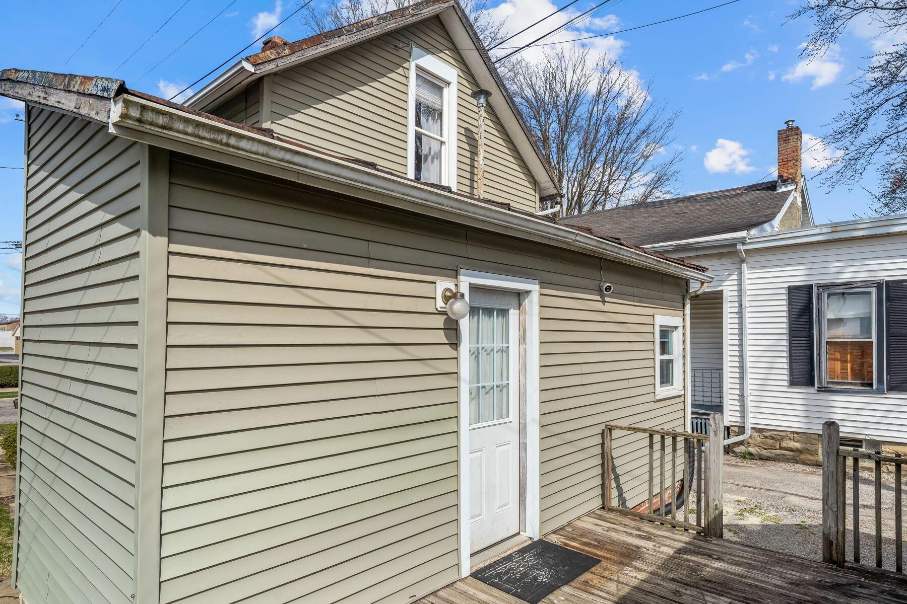 215 E Charles Street, Bucyrus, Ohio image 7