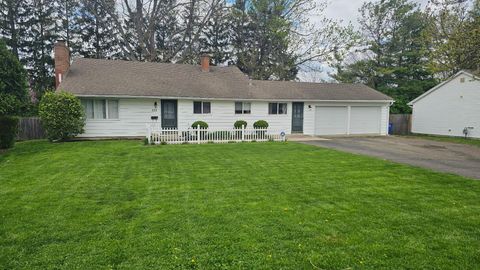 Photo of 337 Highfield Drive, Columbus, OH 43214 (MLS # 226012319)