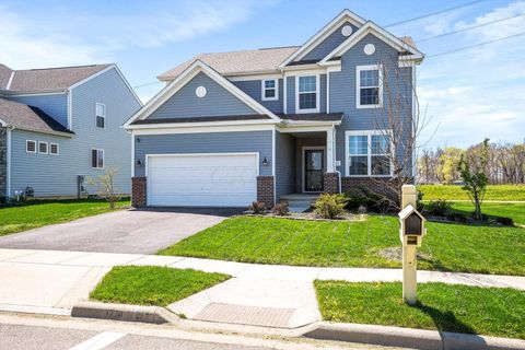 Photo of 922 Admiral Drive, Sunbury, OH 43074 (MLS # 225024532)